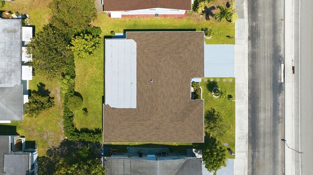 1125 N Rock Island Road, Margate, FL 33063