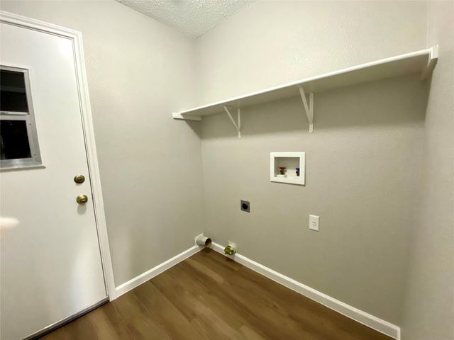 2101 Jasper LN, Cedar Park, TX 78613