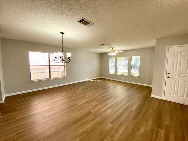 2101 Jasper LN, Cedar Park, TX 78613