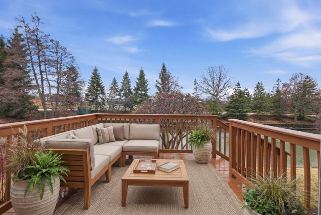 4225 Henry Way, Northbrook, IL 60062