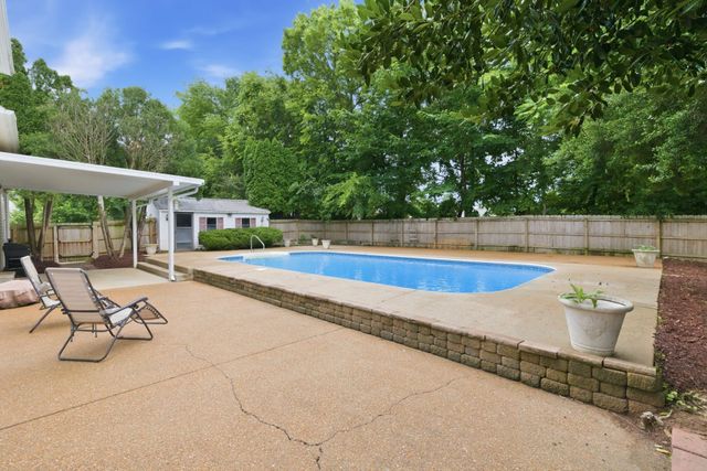 615 Vaughans Gap Rd, Spring Hill, TN 37174
