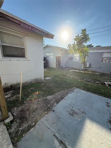 4265 SW 51st St 1, Dania Beach, FL 33314