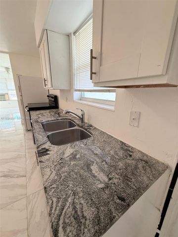 4265 SW 51st St 1, Dania Beach, FL 33314