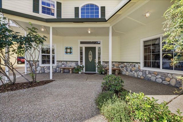 6947 Mountain View Ter, Browns Valley, CA 95918