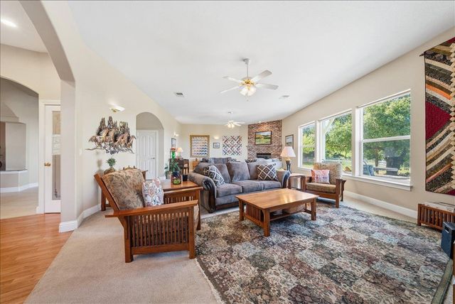 6947 Mountain View Ter, Browns Valley, CA 95918