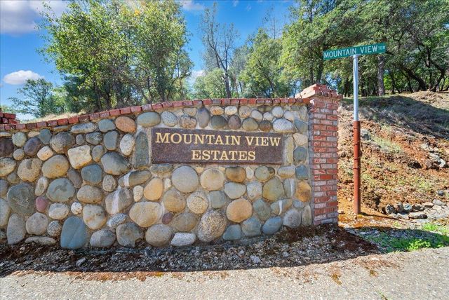6947 Mountain View Ter, Browns Valley, CA 95918