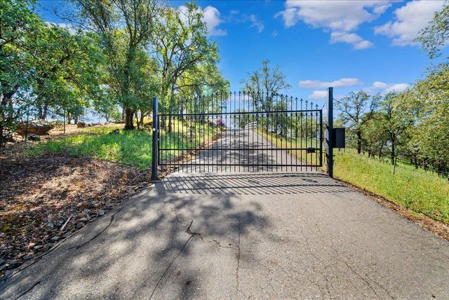 6947 Mountain View Ter, Browns Valley, CA 95918