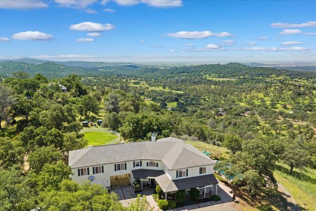 6947 Mountain View Ter, Browns Valley, CA 95918