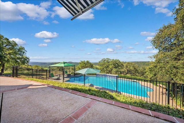 6947 Mountain View Ter, Browns Valley, CA 95918