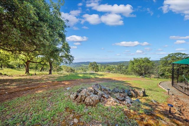 6947 Mountain View Ter, Browns Valley, CA 95918