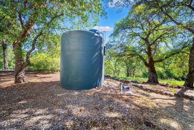 6947 Mountain View Ter, Browns Valley, CA 95918