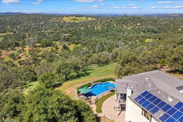6947 Mountain View Ter, Browns Valley, CA 95918
