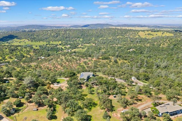 6947 Mountain View Ter, Browns Valley, CA 95918