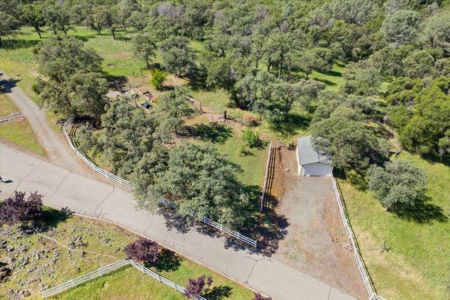 6947 Mountain View Ter, Browns Valley, CA 95918