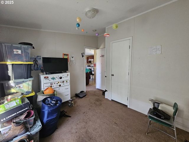 310 E COLLINS St, Goldendale, WA 98620