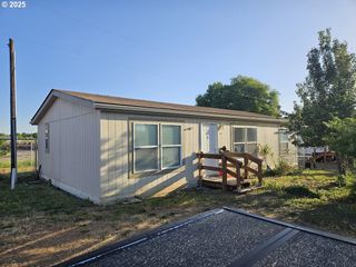 310 E COLLINS St, Goldendale, WA 98620