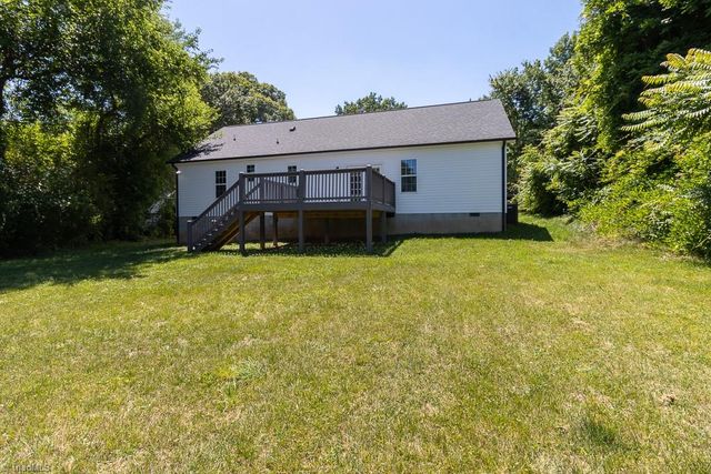 1329 Belleauwood Street, Winston-salem, NC 27107