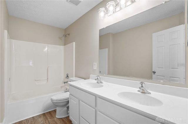 7462 Heaton Circle, Maineville, OH 45039