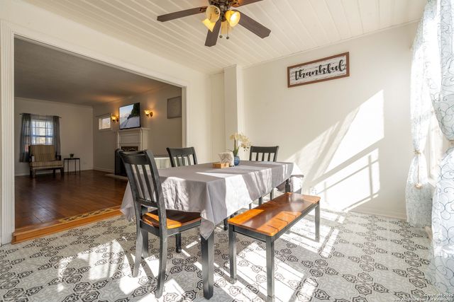 254 Quentin Dr., San Antonio, TX 78201