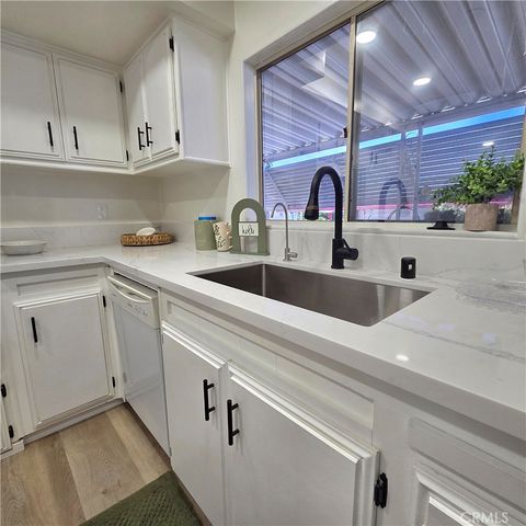 30930 Paradise Palm, Homeland, CA 92548