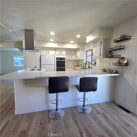 30930 Paradise Palm, Homeland, CA 92548