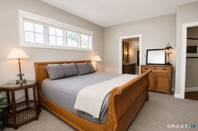 6 Ronan Way 6, Simsbury, CT 06070