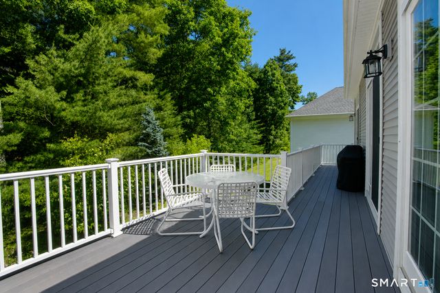 6 Ronan Way 6, Simsbury, CT 06070
