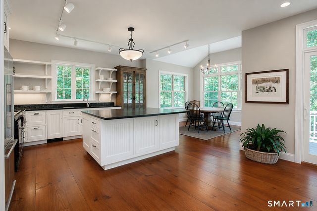 6 Ronan Way 6, Simsbury, CT 06070