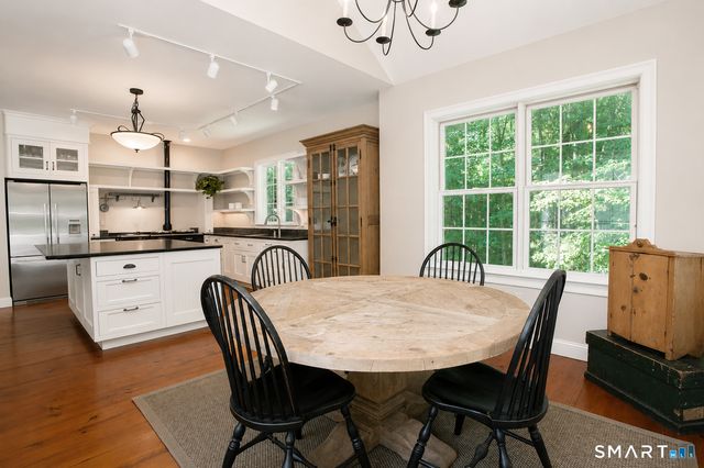 6 Ronan Way 6, Simsbury, CT 06070
