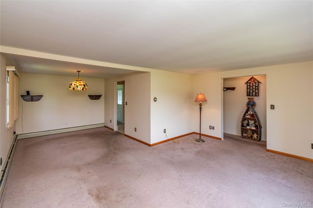 26 Beatty Lane, Pine Bush, NY 12566