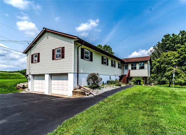 26 Beatty Lane, Pine Bush, NY 12566