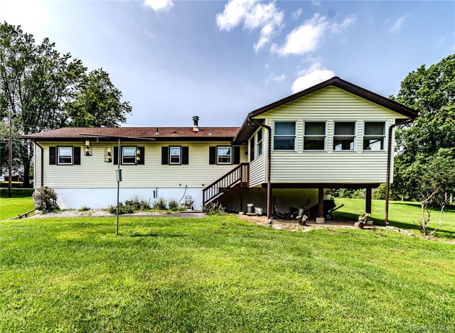26 Beatty Lane, Pine Bush, NY 12566
