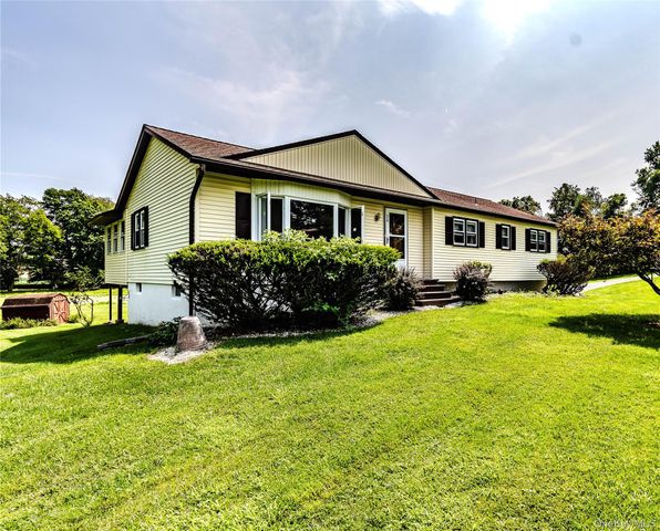 26 Beatty Lane, Pine Bush, NY 12566