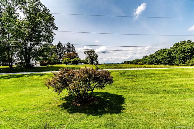 26 Beatty Lane, Pine Bush, NY 12566