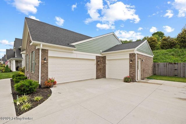 2116 Quail Ridge Dr, La Grange, KY 40031