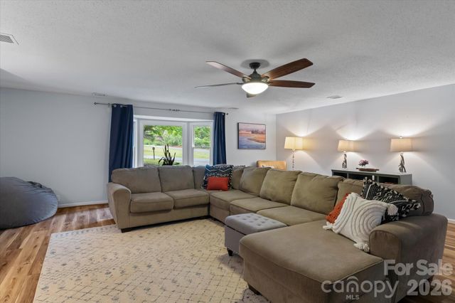 300 Brookmeade Drive, Statesville, NC 28625