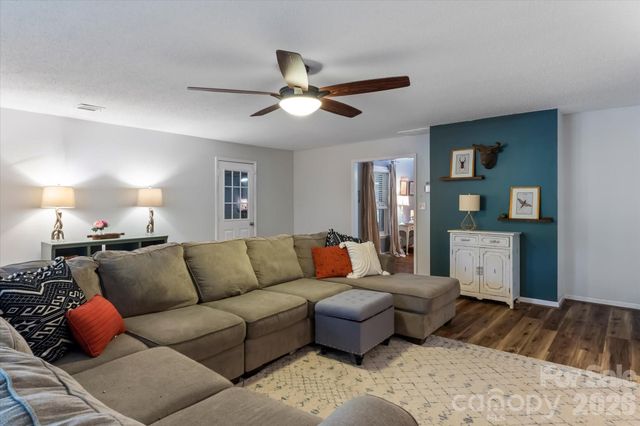 300 Brookmeade Drive, Statesville, NC 28625