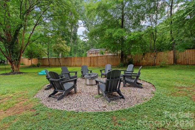 300 Brookmeade Drive, Statesville, NC 28625