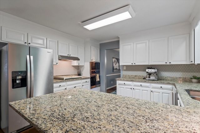 300 Brookmeade Drive, Statesville, NC 28625