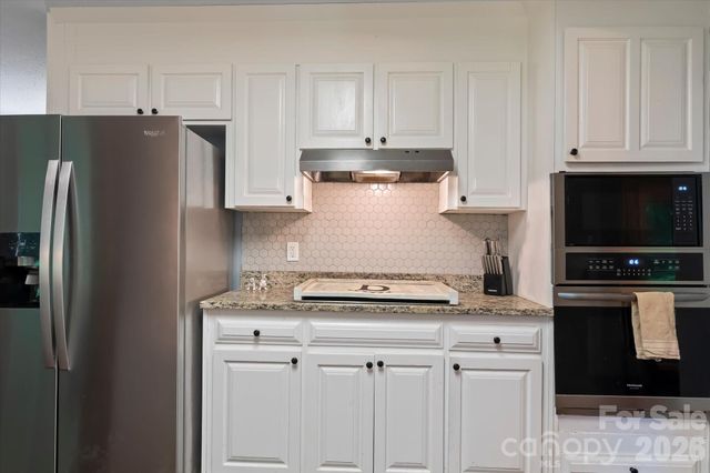 300 Brookmeade Drive, Statesville, NC 28625