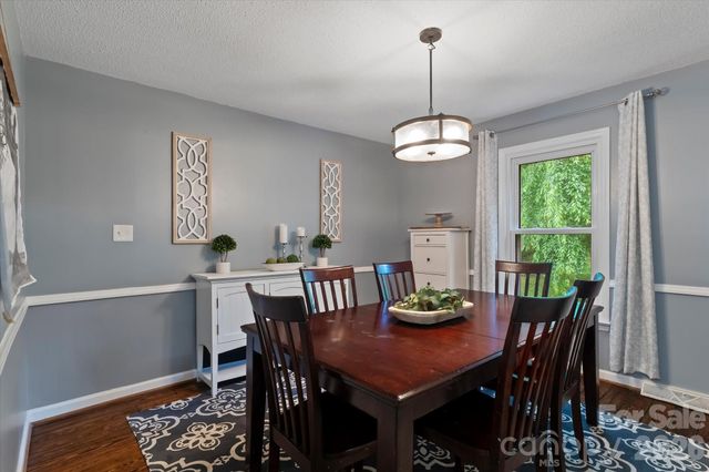 300 Brookmeade Drive, Statesville, NC 28625