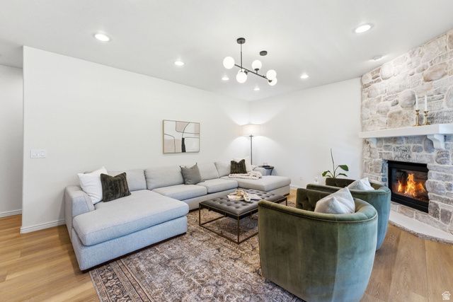 1712 E SOMERSET RIDGE DR, Draper, UT 84020