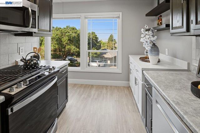 2608 Monte Vista Ave, El Cerrito, CA 94530