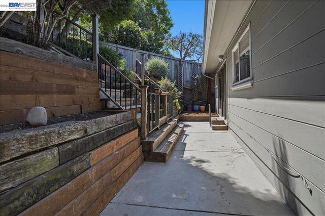 2608 Monte Vista Ave, El Cerrito, CA 94530