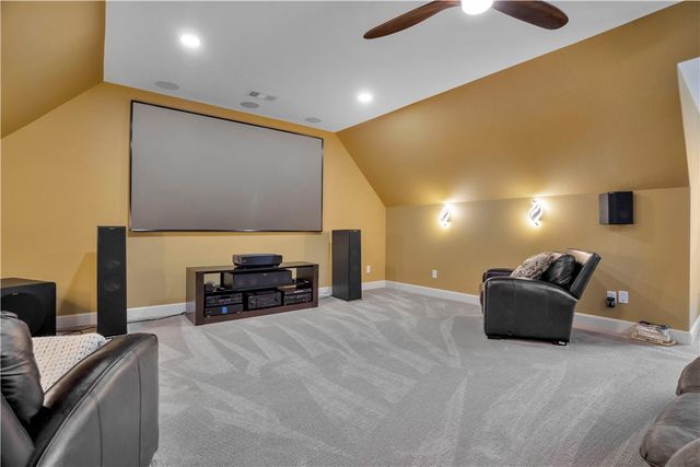 4200 NE Blue Spruce Avenue, Bentonville, AR 72712