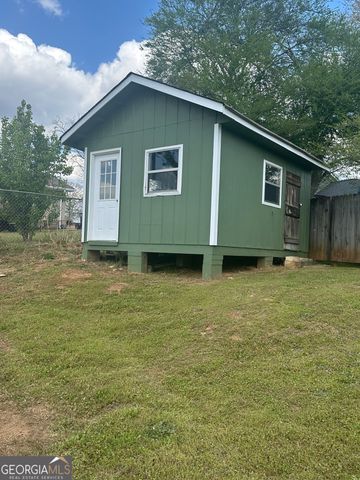 4 Sweetbriar Road, Newnan, GA 30263