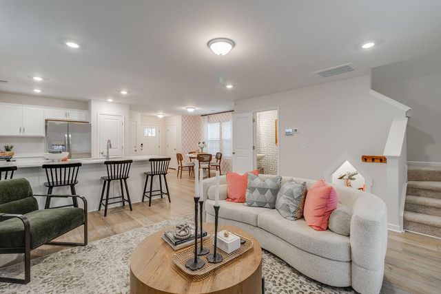 209 Central Creek Drive, Goose Creek, SC 29445