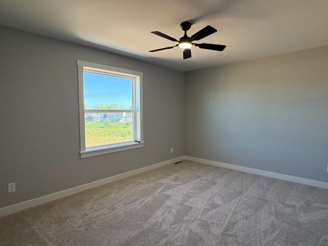 1762 LOYAL DRIVE, Neenah, WI 54956