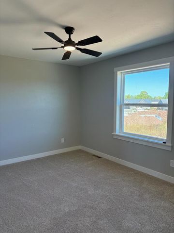 1762 LOYAL DRIVE, Neenah, WI 54956