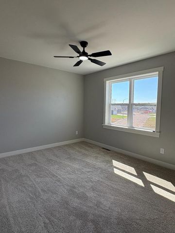 1762 LOYAL DRIVE, Neenah, WI 54956